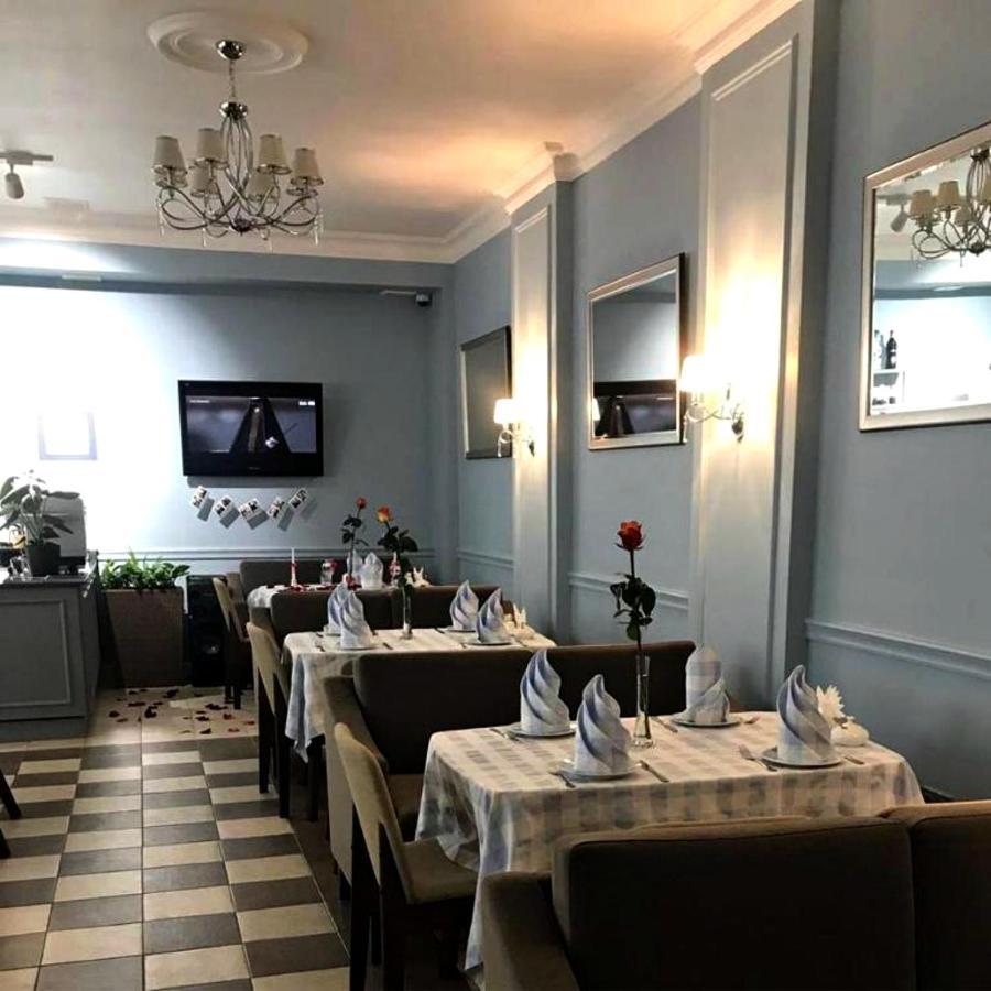 Готель "Палац" Okhtyrka Extérieur photo